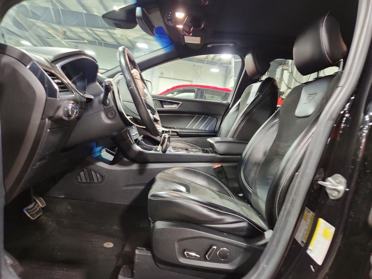 2019 Ford Edge st
