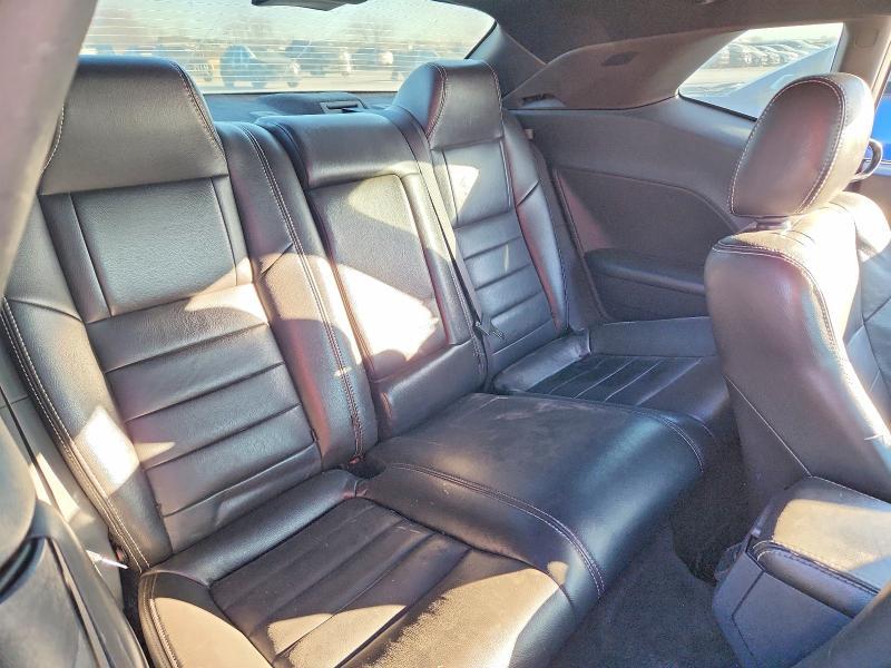 2010 Dodge Challenger r