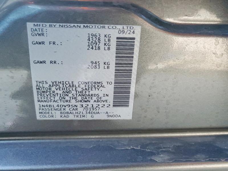 2025 Nissan Altima sv
