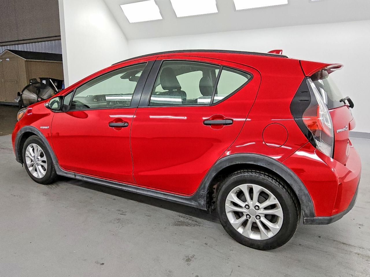 2018 Toyota Prius c Three