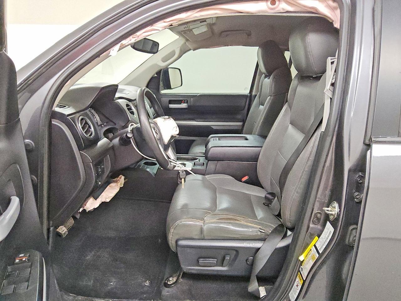 2016 Toyota Tundra SR5