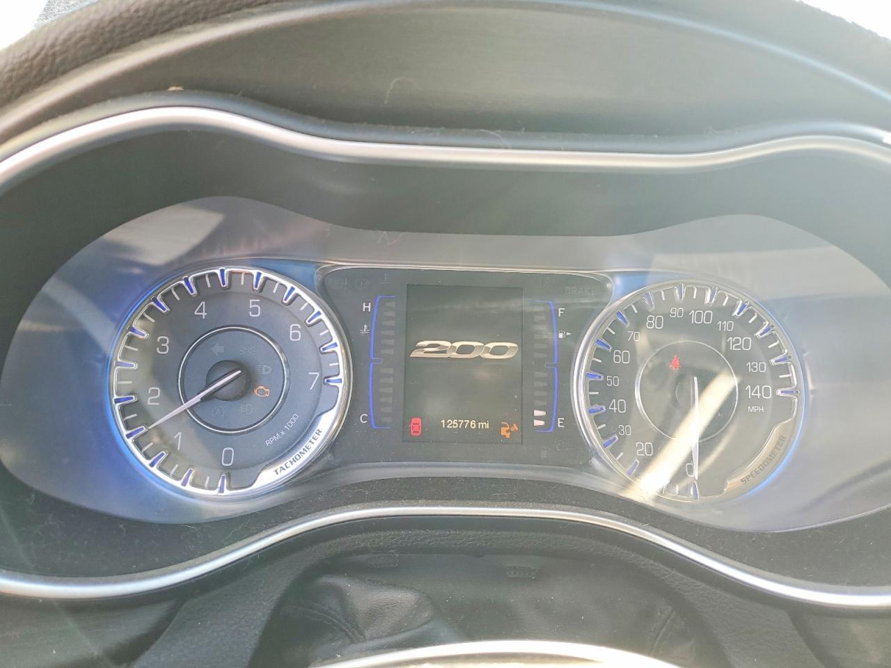 2015 Chrysler 200 Limited