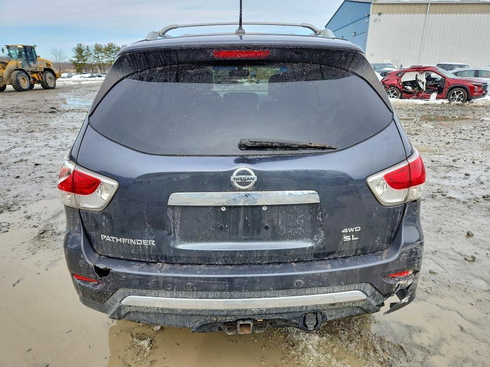 2013 Nissan Pathfinder s