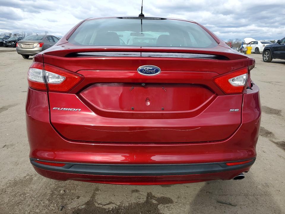 2016 Ford Fusion se