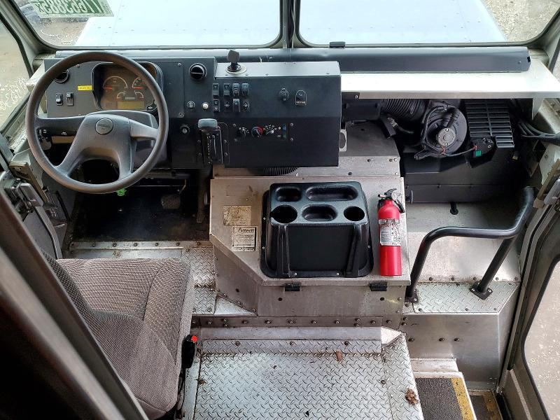 2020 Freightliner MT45G Chassis Delivery Truck