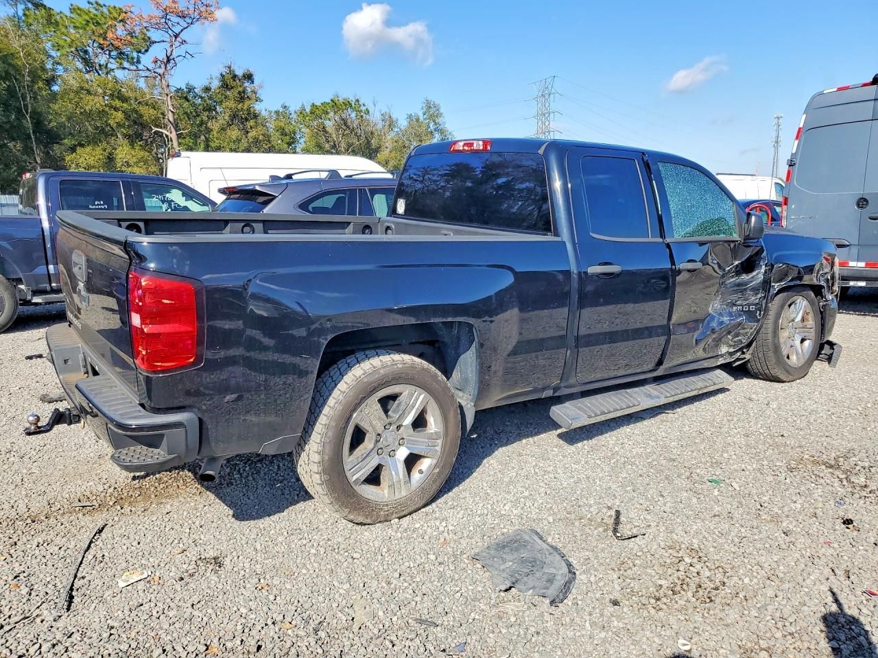 2017 Chevrolet Silverado C1500 Custom
