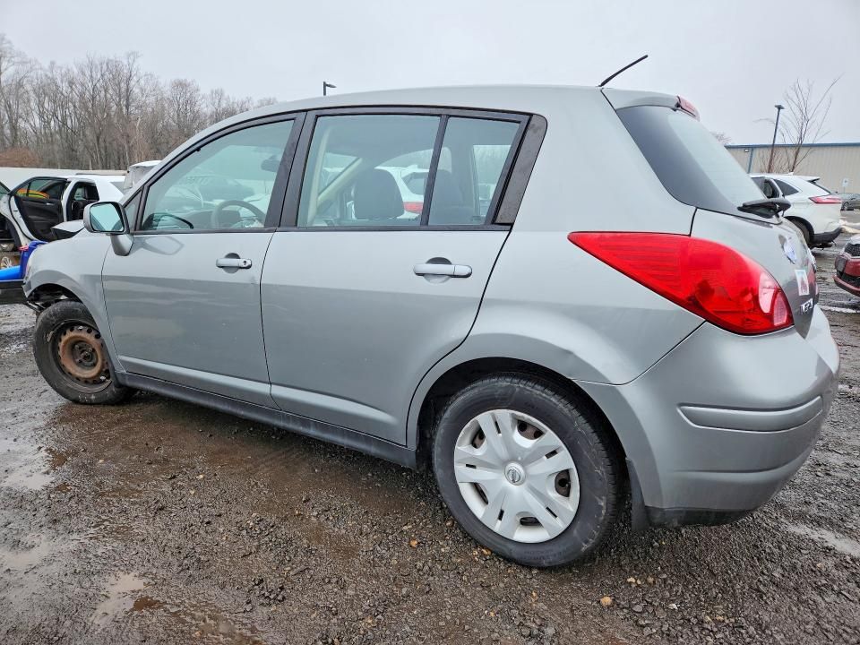 2012 Nissan Versa s