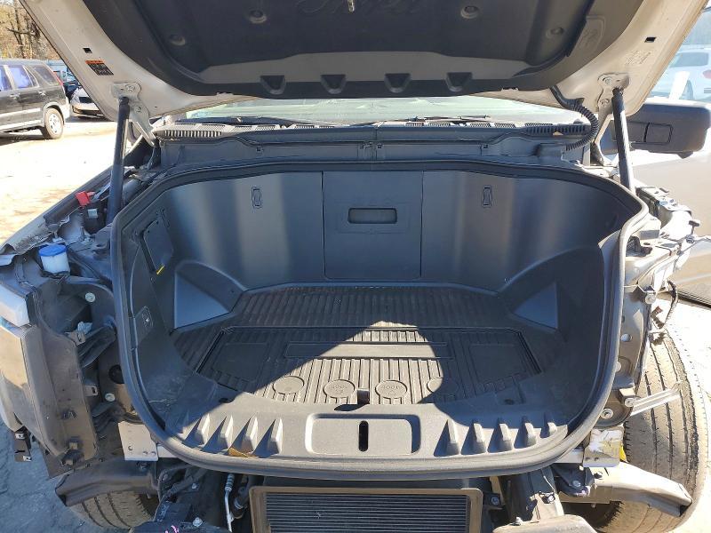 2023 Ford F150 Lightning pro