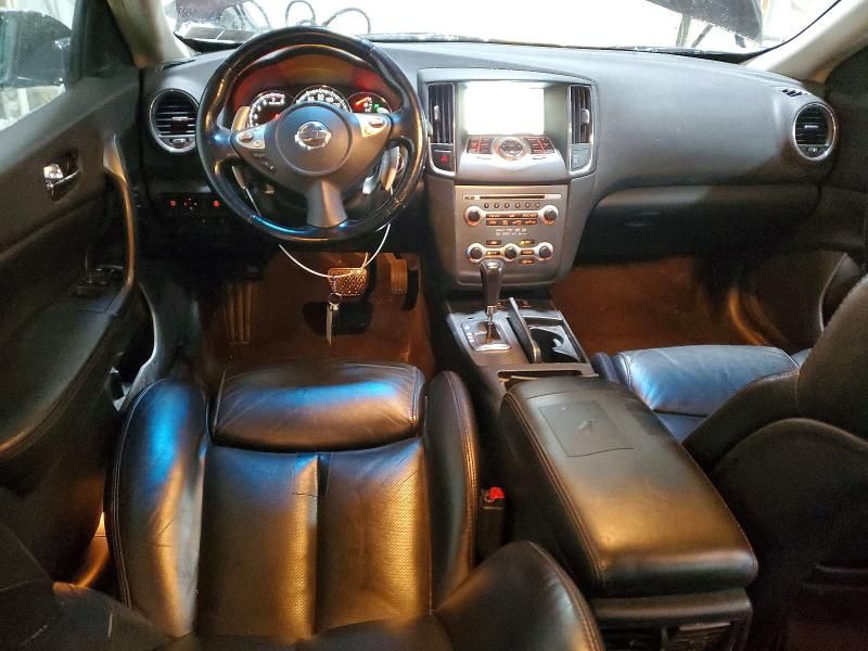 2010 Nissan Maxima s