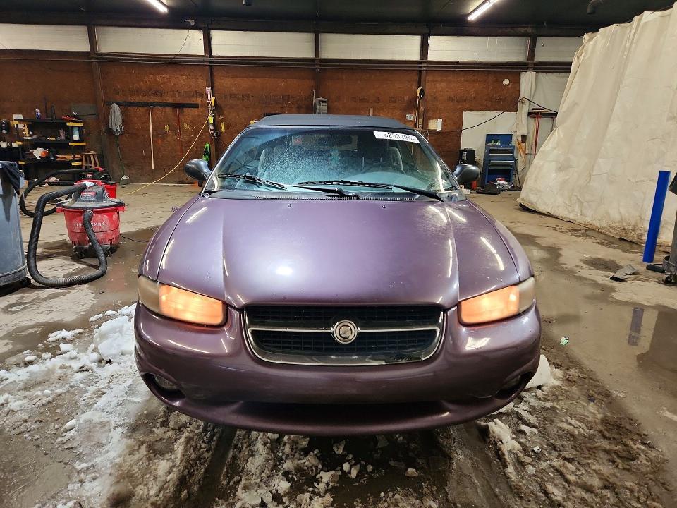 1996 Chrysler Sebring jxi