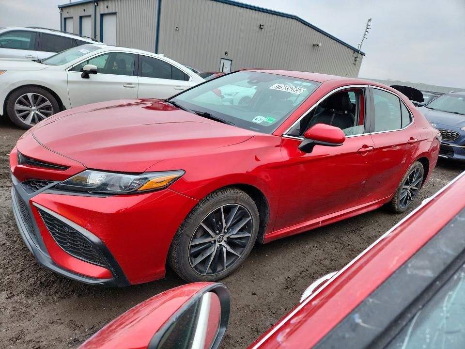 2021 Toyota Camry se