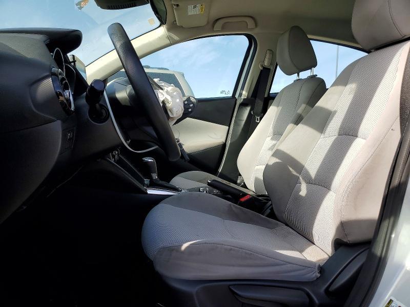 2020 Toyota Yaris le