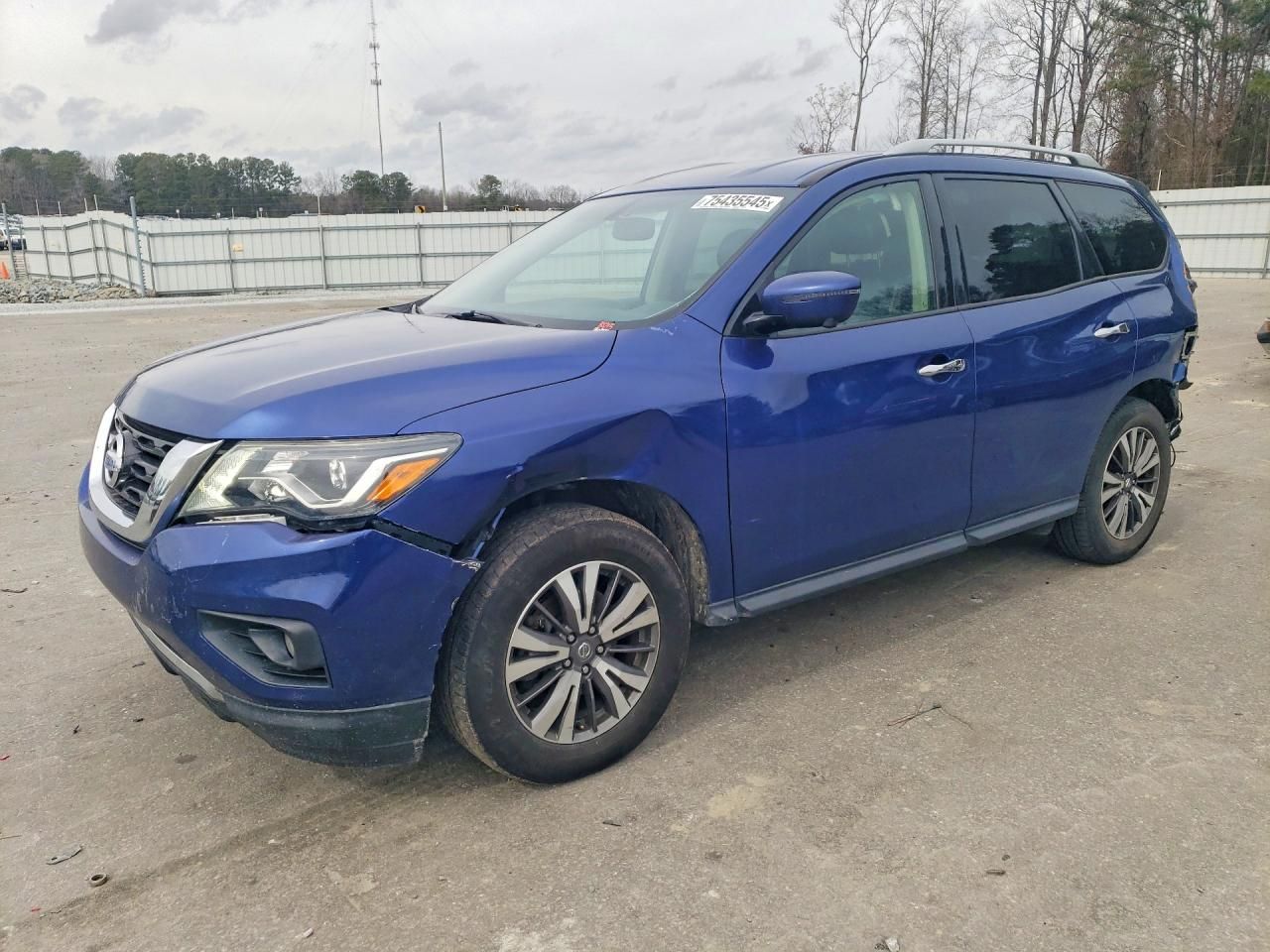2020 Nissan Pathfinder sl