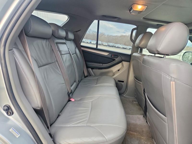 2004 Toyota 4runner SR5