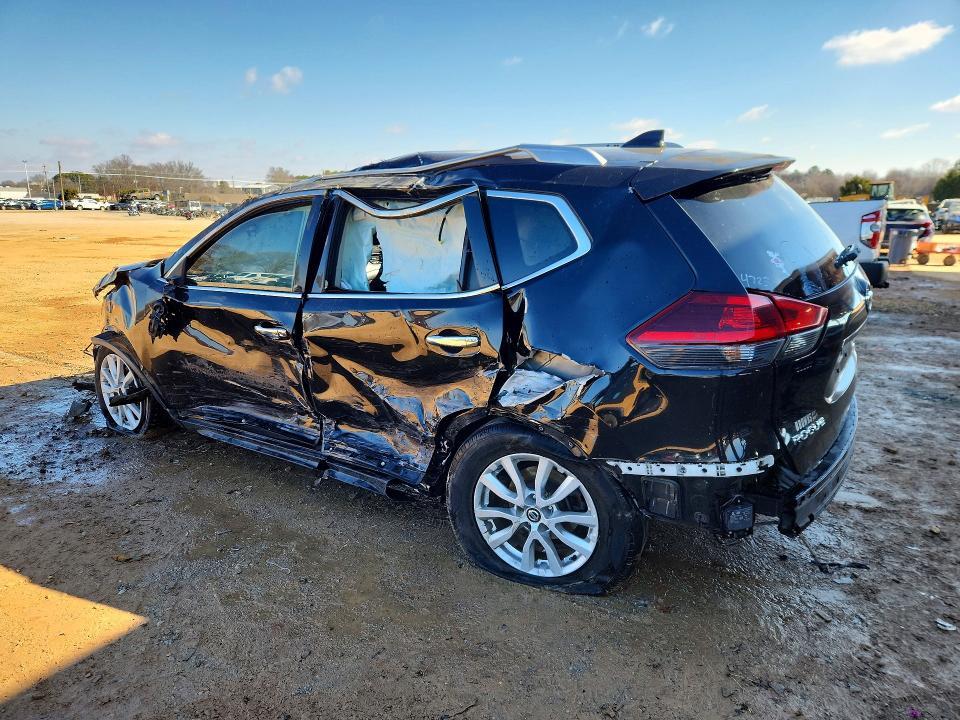 2018 Nissan Rogue sv