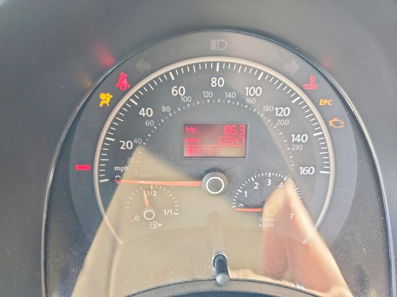 2009 Volkswagen New Beetle s