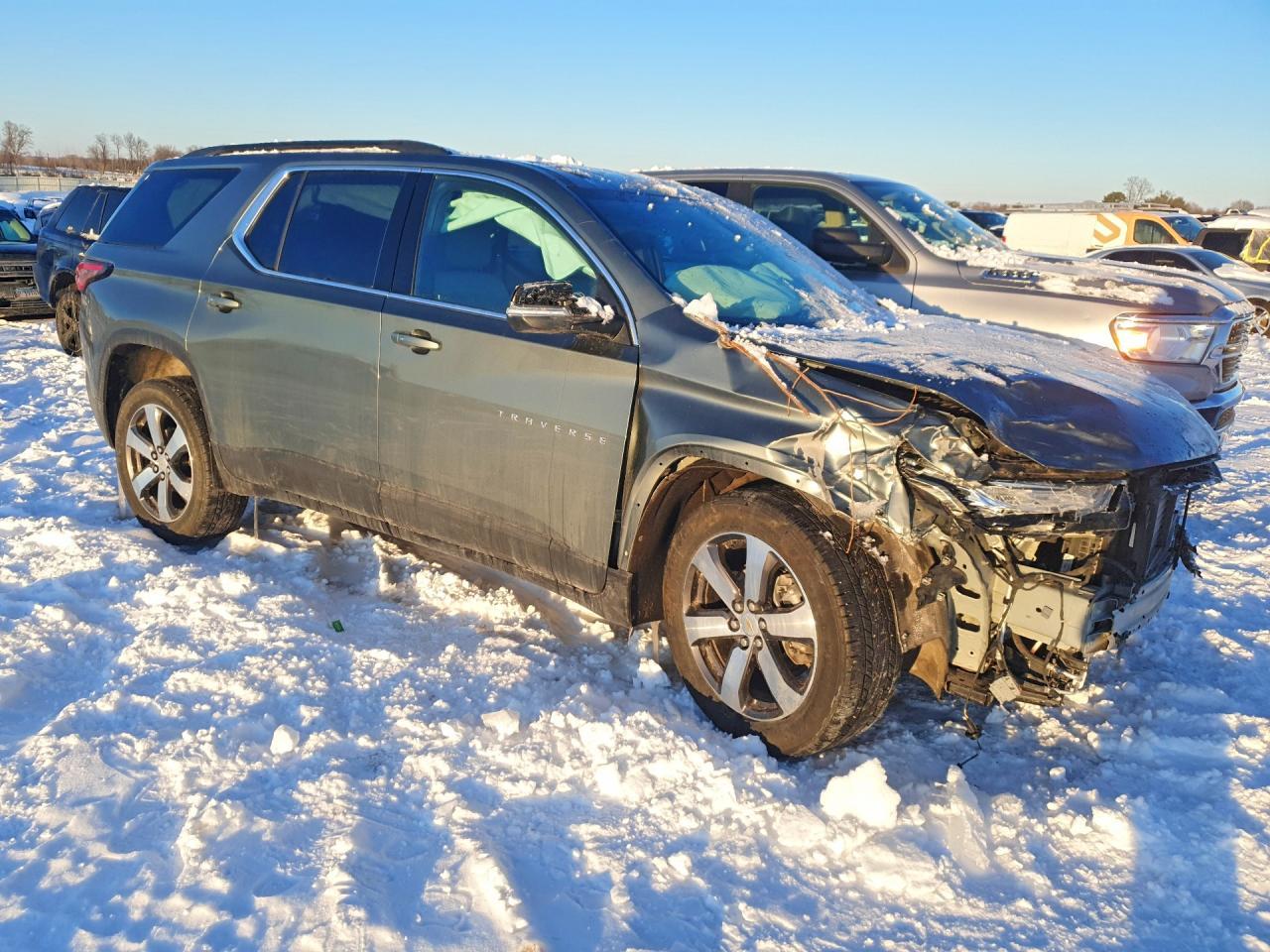 2023 Chevrolet Traverse lt