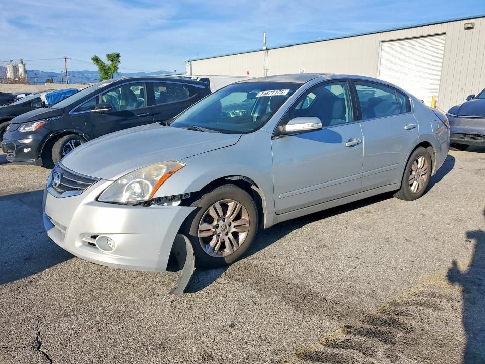 2010 Nissan Altima Base