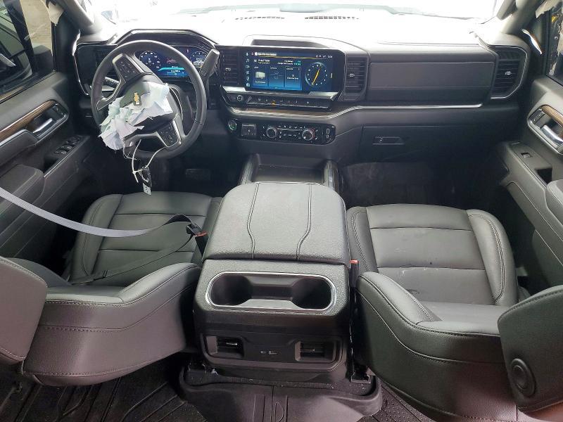 2026 Chevrolet Silverado K3500 lt