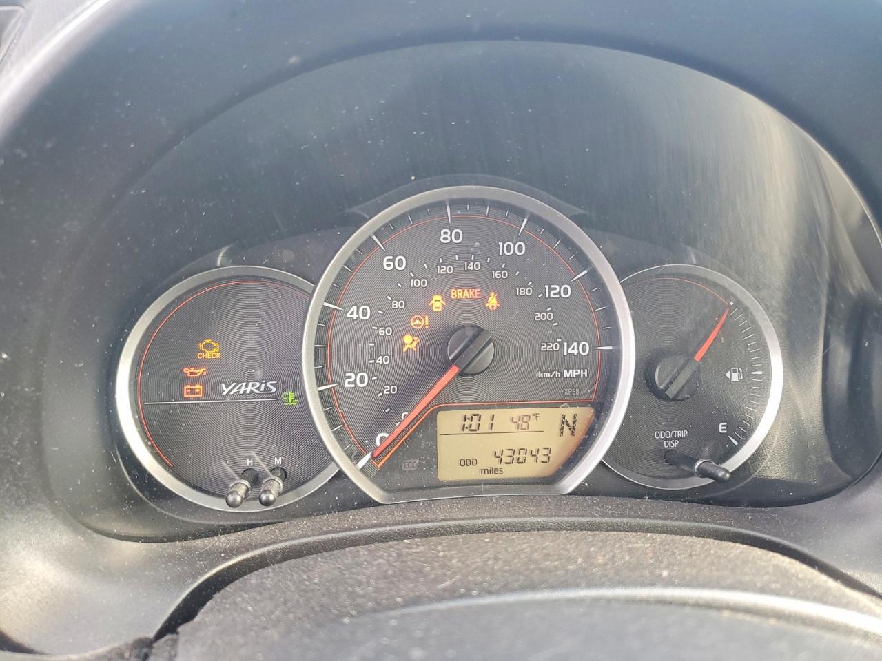 2012 Toyota Yaris le