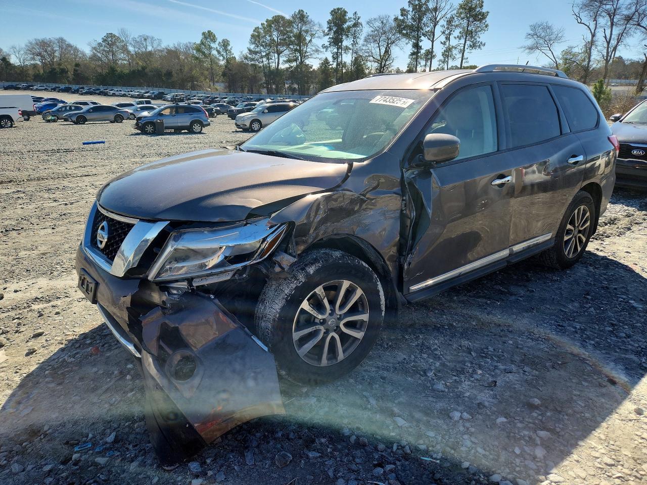 2015 Nissan Pathfinder s