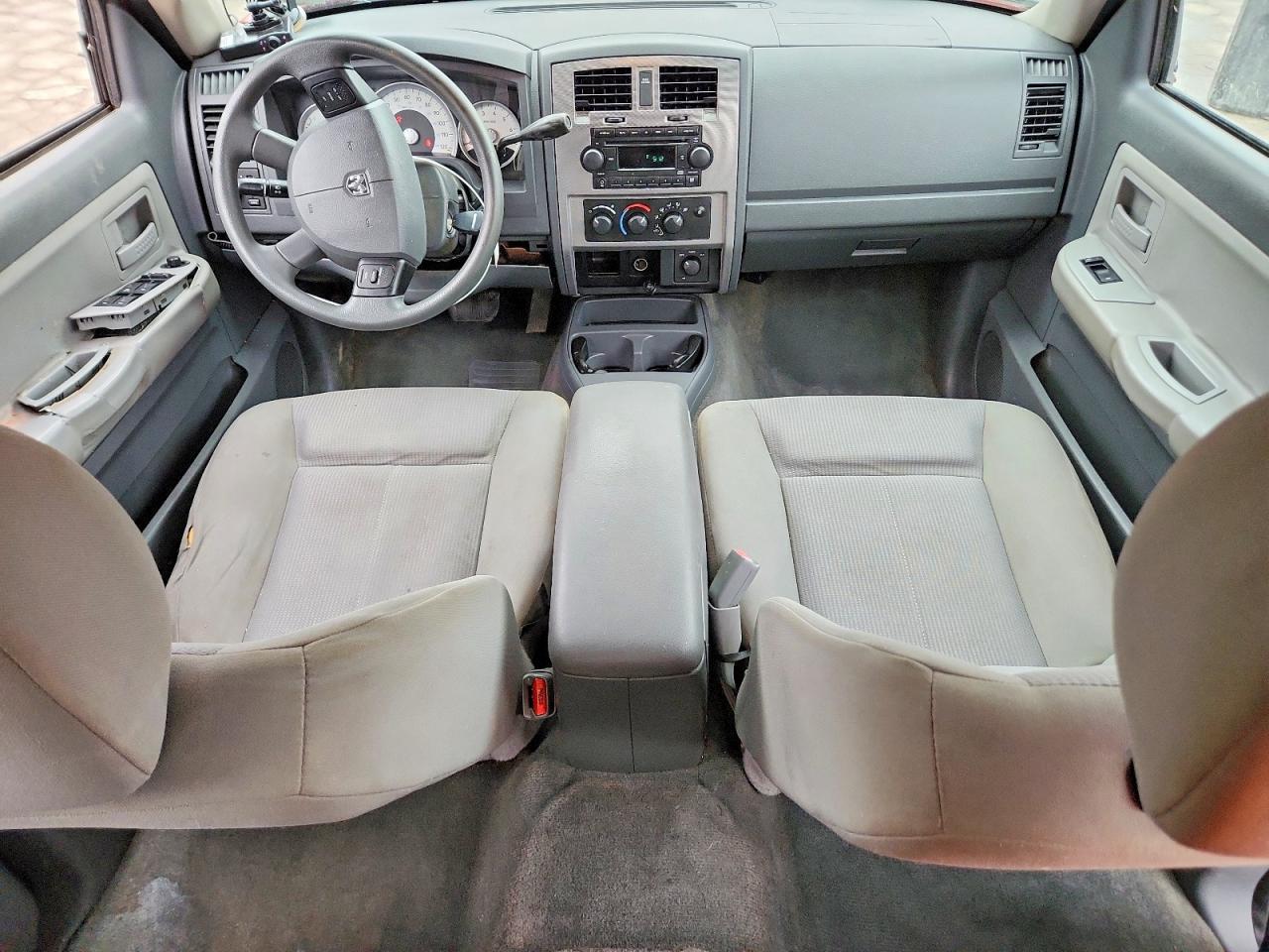 2006 Dodge Dakota Quad SLT