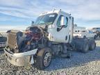 2013 Freightliner Cascadia Semi Truck
