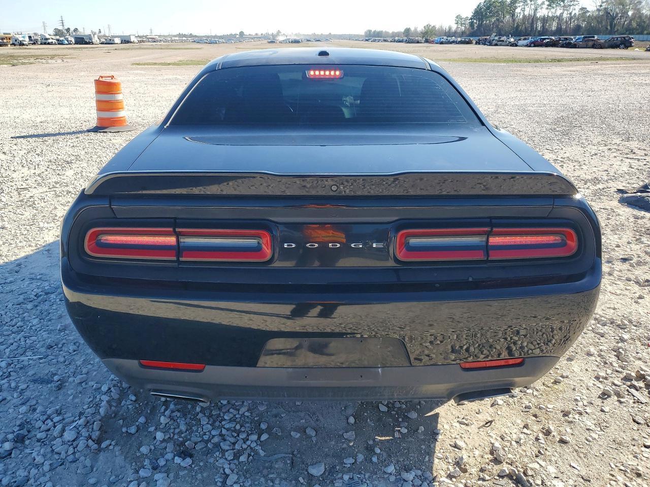 2018 Dodge Challenger sxt