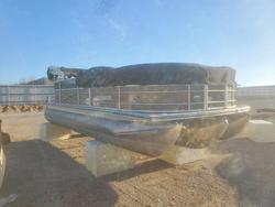 Botes salvage sin ofertas aún a la venta en subasta: 2016 Berk 210CL