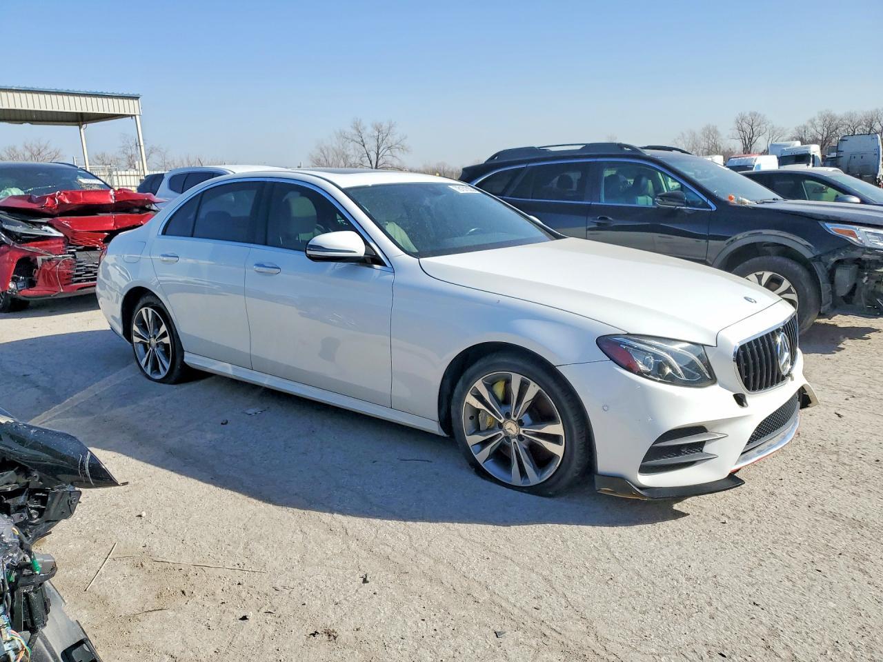 2017 Mercedes-Benz E 300