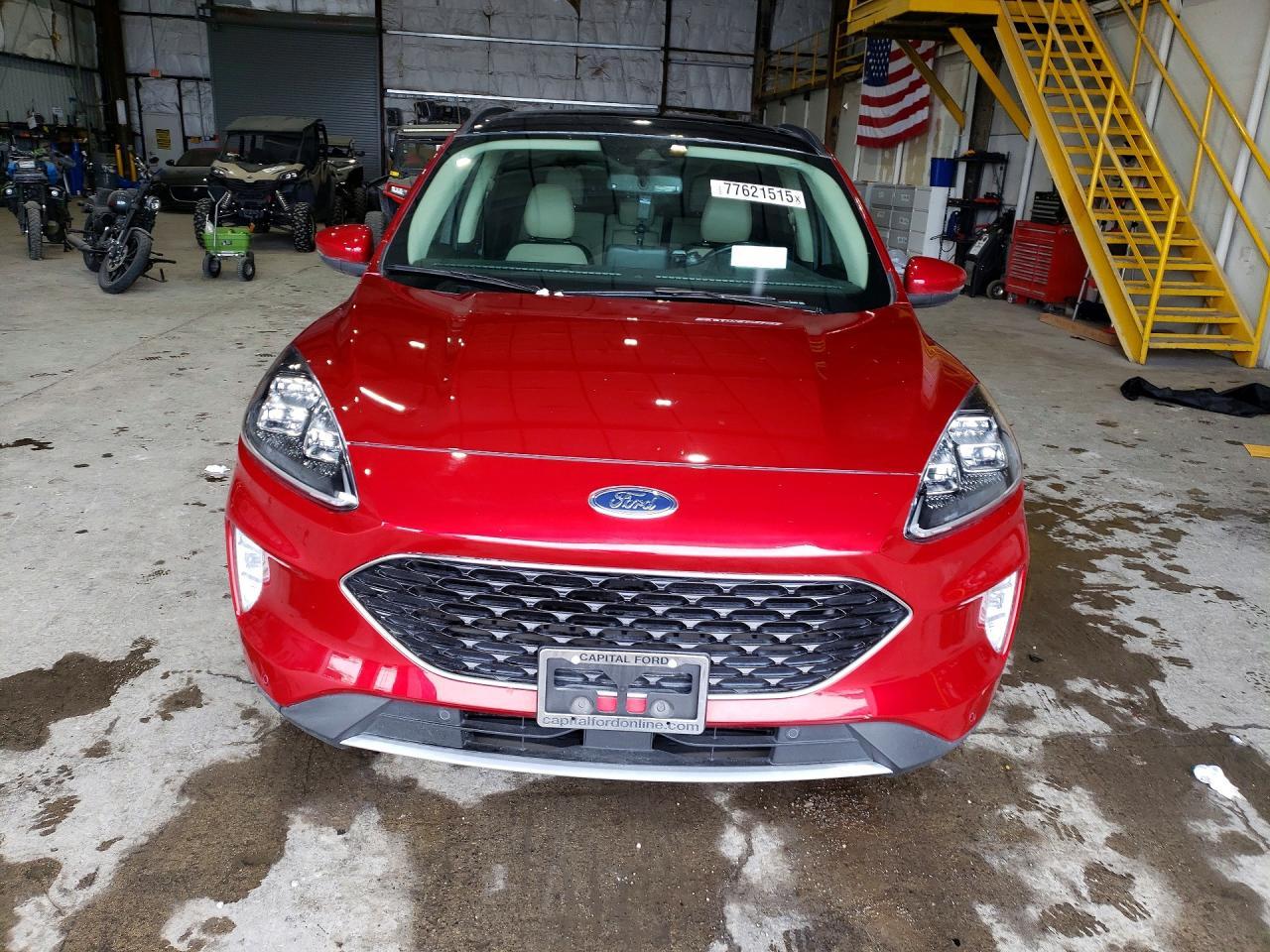 2020 Ford Escape Titanium