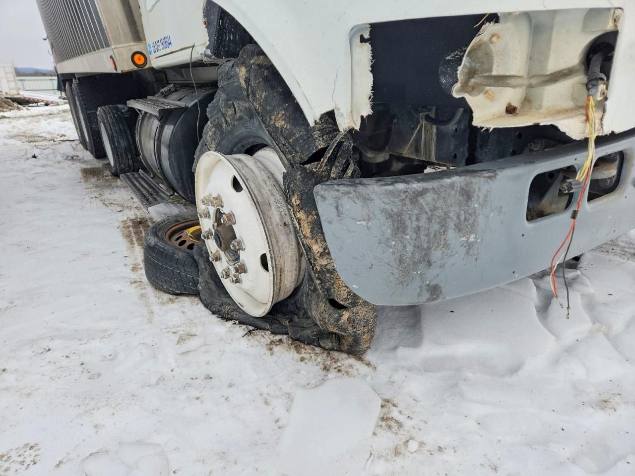 1999 International Dumptailer