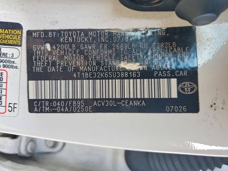2005 Toyota Camry le