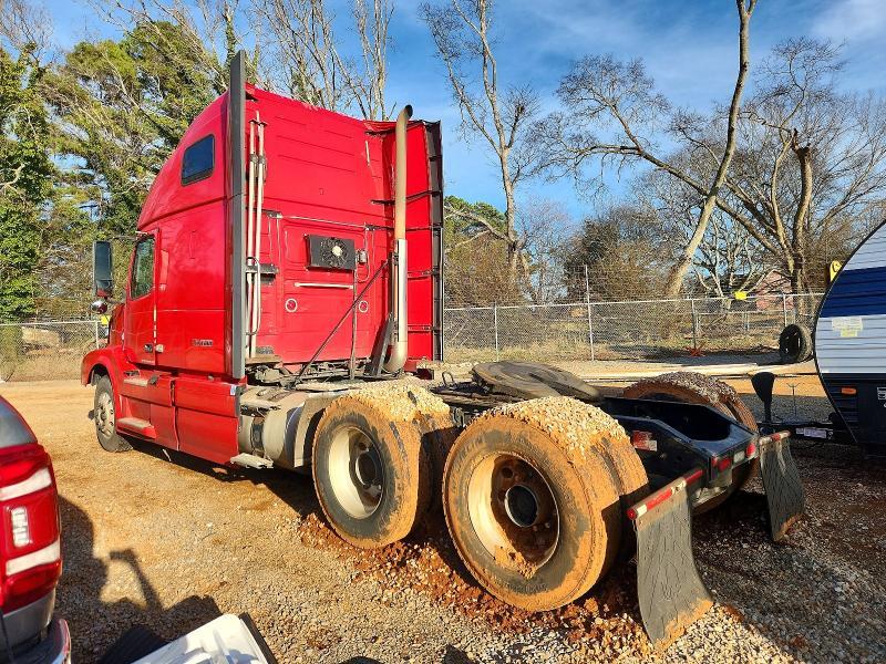 2012 Volvo Vnl Semi Truck