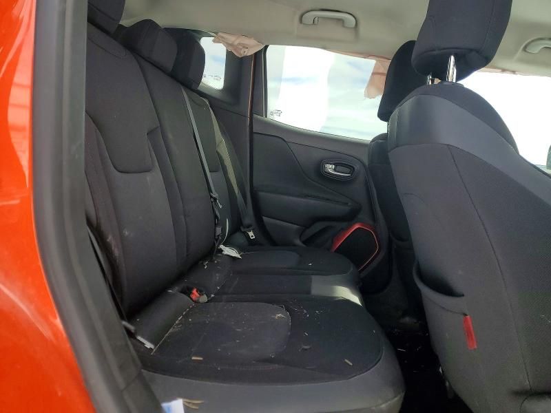 2015 Jeep Renegade Trailhawk