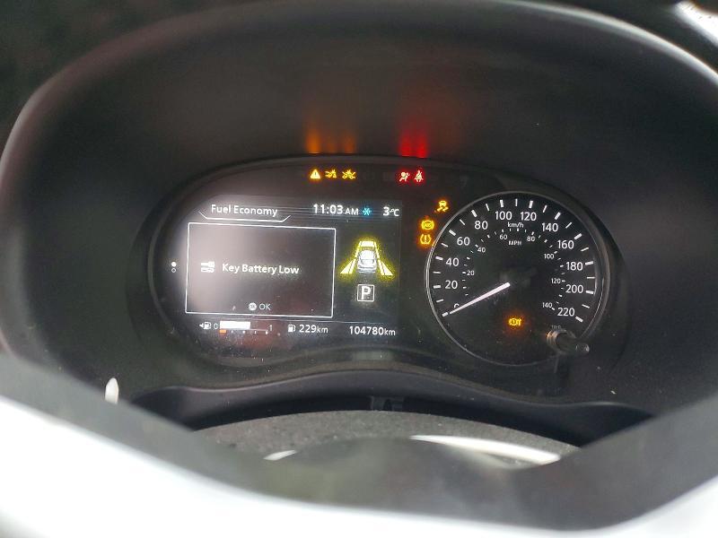 2022 Nissan Kicks sv