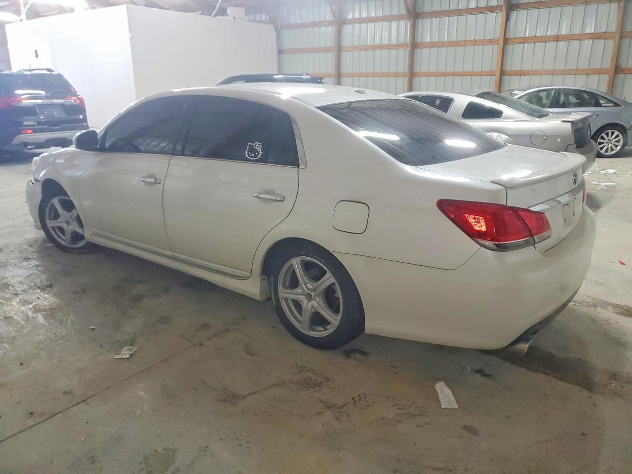 2011 Toyota Avalon Base