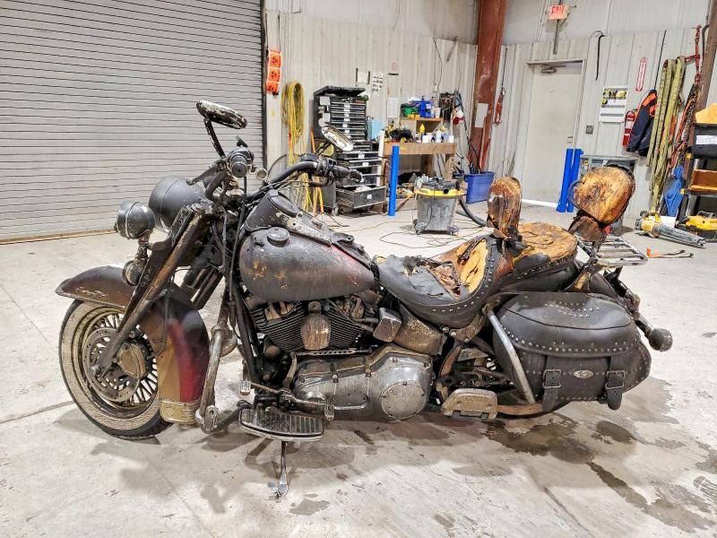 2004 Harley-Davidson Flstc