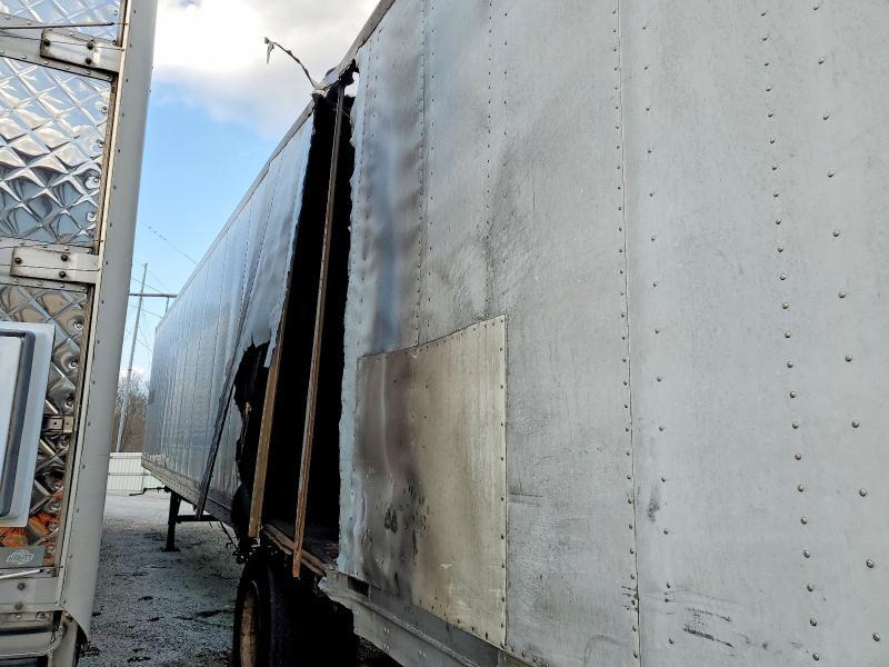 2006 Vanguard Dry van Trailer