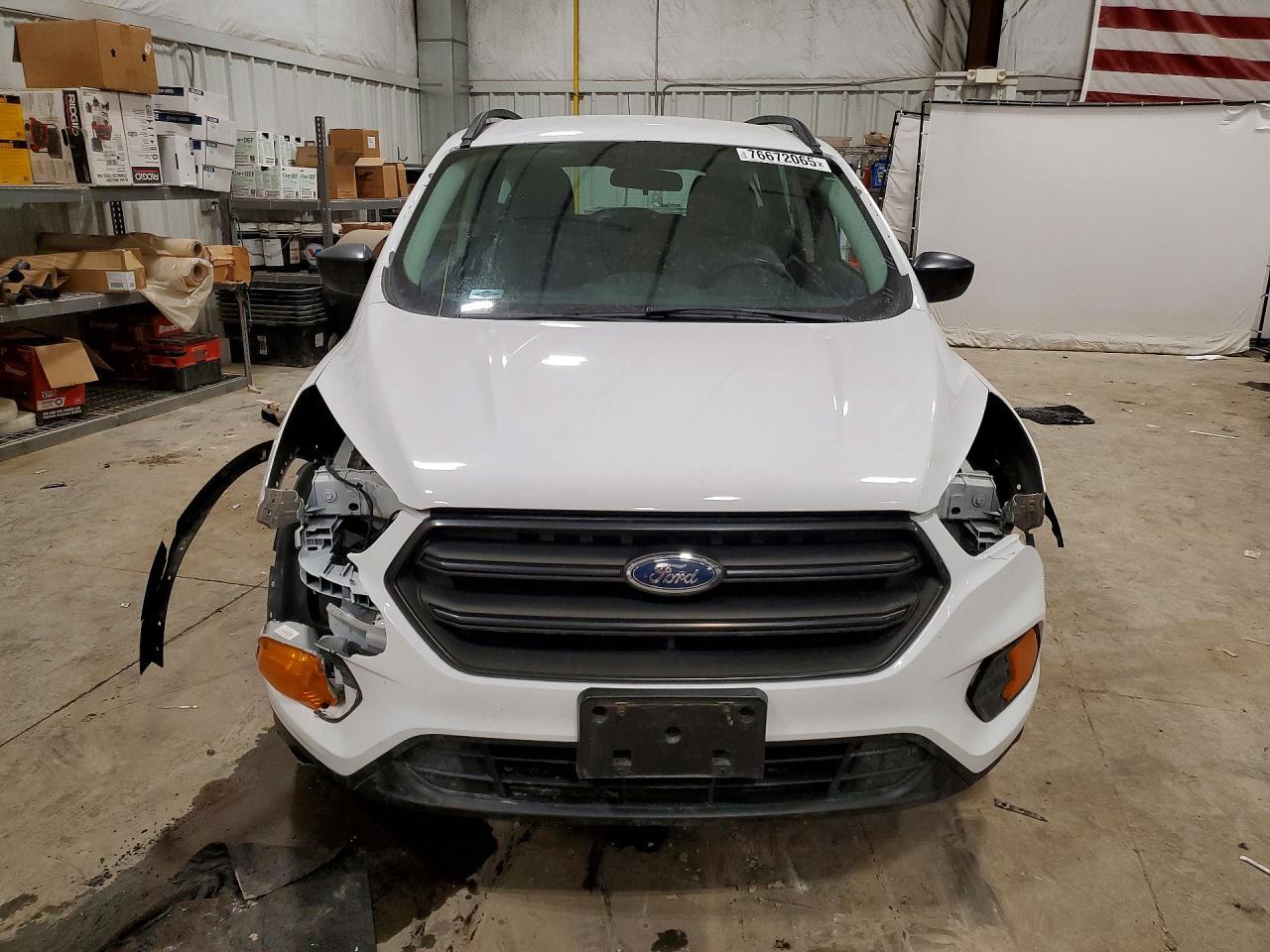 2017 Ford Escape s