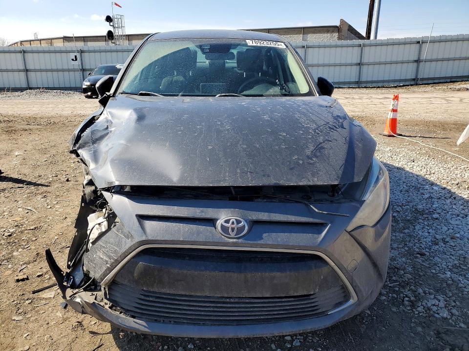 2018 Toyota Yaris ia Base