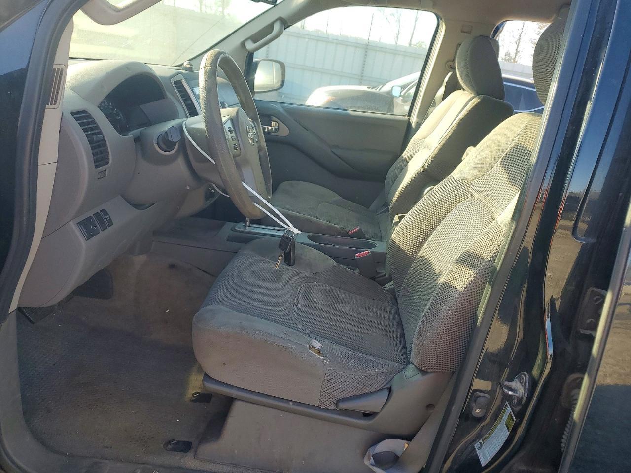 2012 Nissan Frontier SV V6