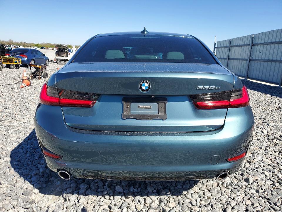 2021 BMW 330e