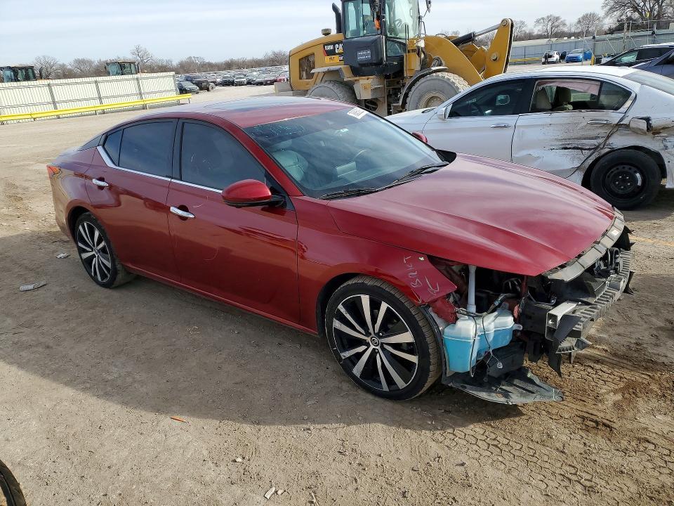 2021 Nissan Altima 2.5 Platinum