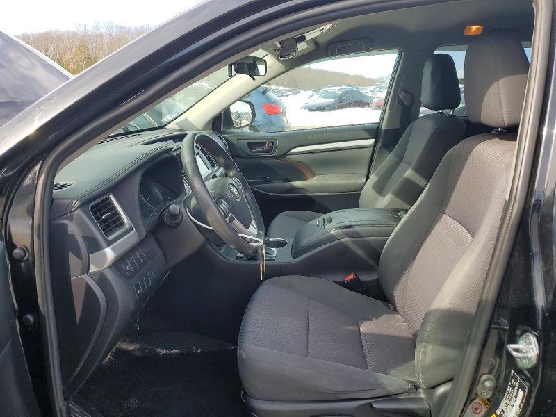 2019 Toyota Highlander le