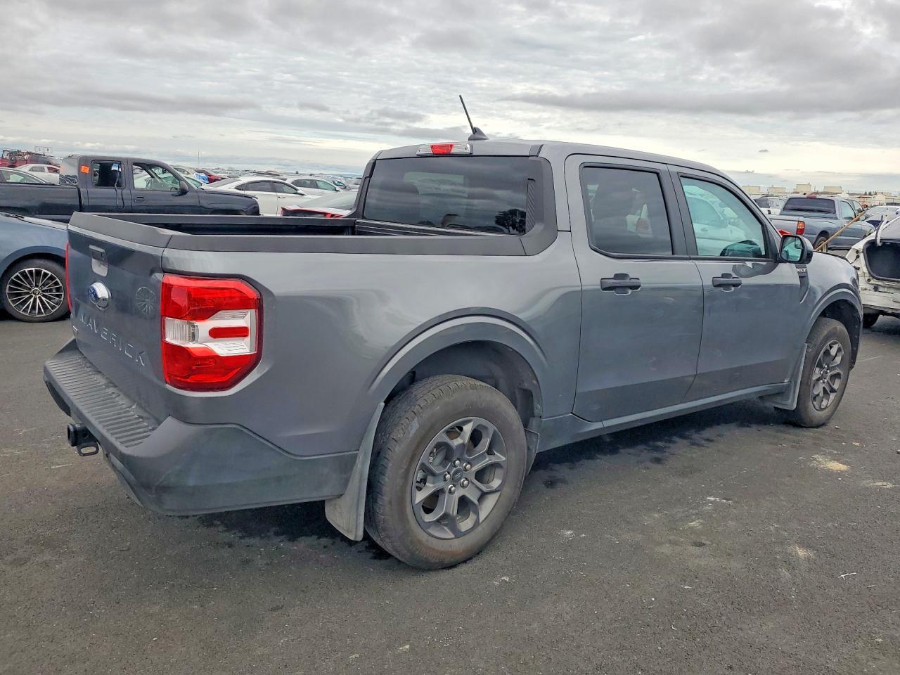 2024 Ford Maverick XLT