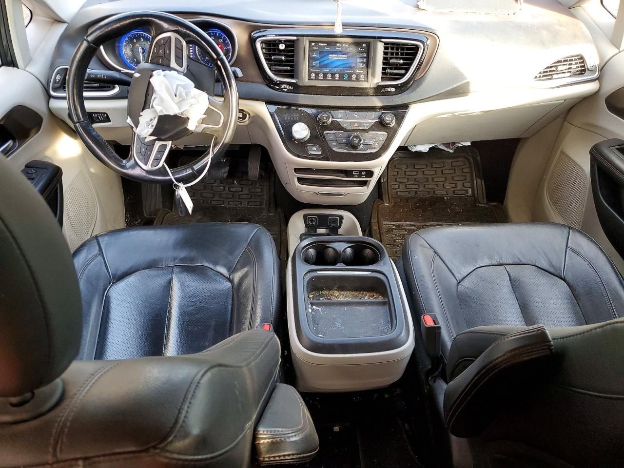 2019 Chrysler Pacifica Touring l