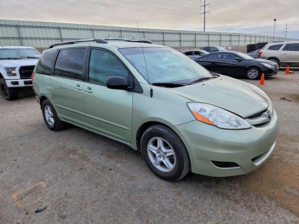 2009 Toyota Sienna ce