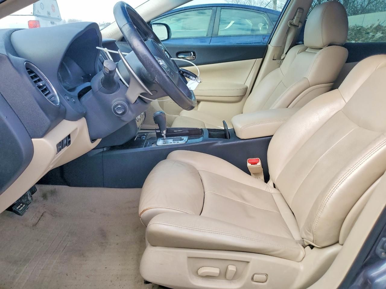 2013 Nissan Maxima s