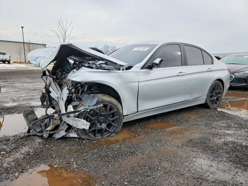 2014 BMW 320